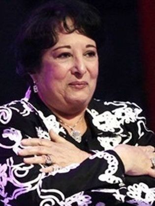 سميرة عبدالعزيز